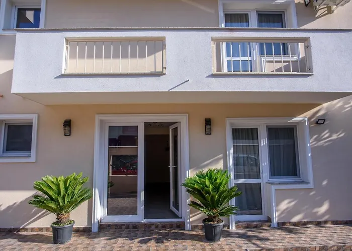 Pensiunea Sasha 3* Eforie Nord